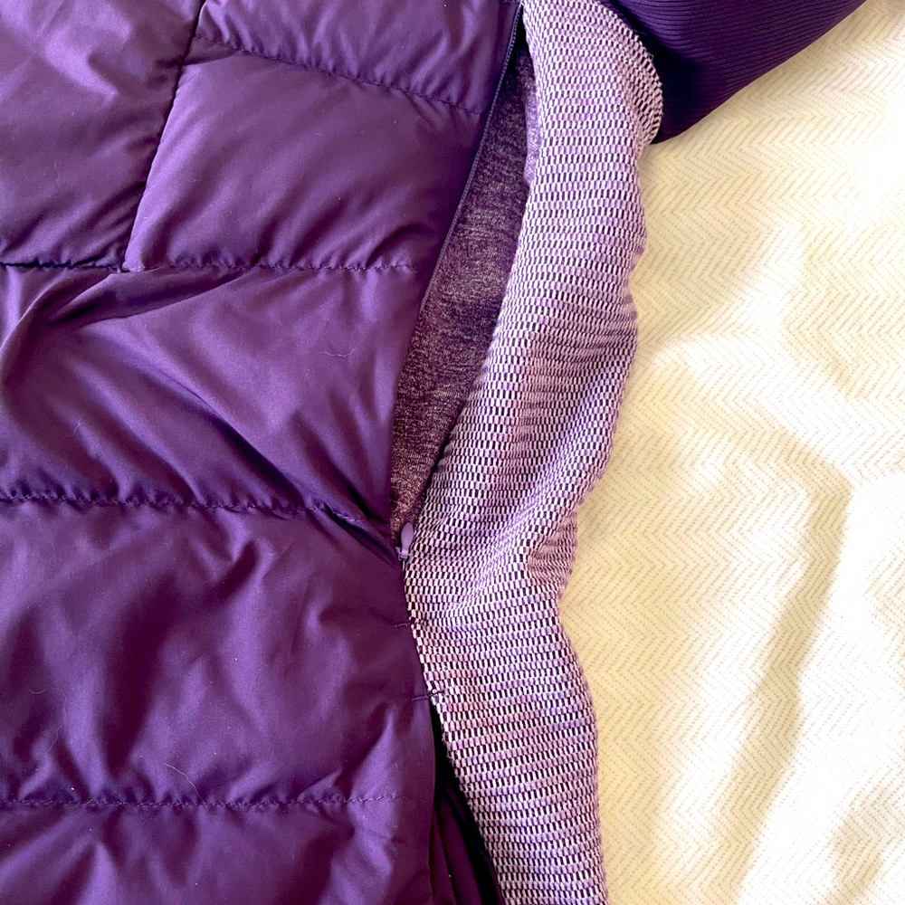 Lululemon puffy pullover - Picture 3 of 4